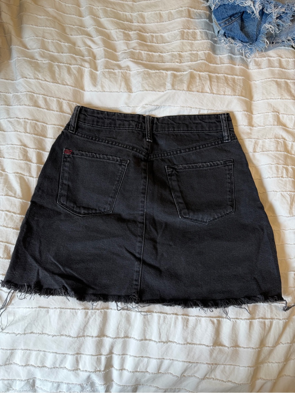 BDG Washed Black Denim Frayed Hem Mini Skirt - Picture 2 of 3